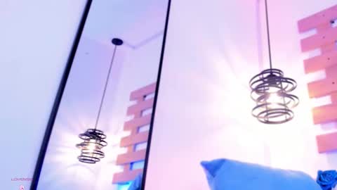 Ari  online show from 10/08/25, 02:36