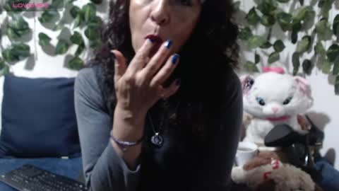arianasanz1 online show from 05/19/26, 12:00