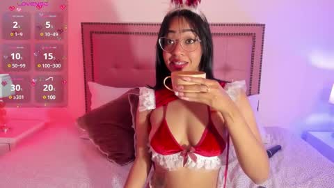 Snapshot of arianna_daviss chatting on 12/21/24, 09:15 online show from 12/21/24, 09:15