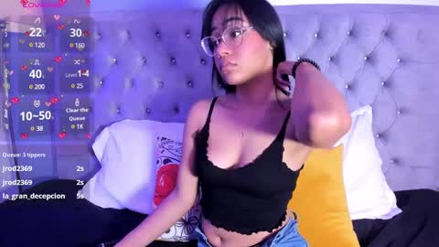 Snapshot of arianna_daviss chatting on 02/24/25, 08:47 online show from 02/24/25, 08:47