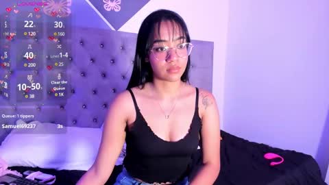 Snapshot of arianna_daviss chatting on 02/25/25, 02:58 online show from 02/25/25, 02:58