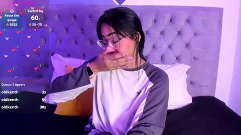 Snapshot of arianna_daviss chatting on 02/26/25, 07:16 online show from 02/26/25, 07:16