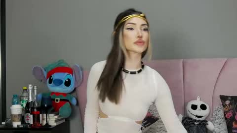 arianna_moonx online show from 10/31/25, 09:27