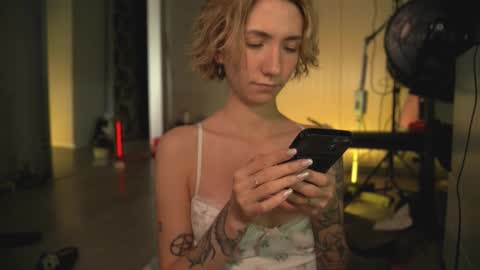 Snapshot of arianna_richi chatting on 03/02/25, 08:59 Olivka online show from 03/02/25, 08:59