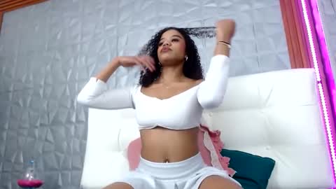 arianna_rochel online show from 11/02/25, 05:48