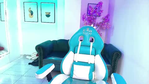 arianna_sweeet online show from 06/05/26, 06:52