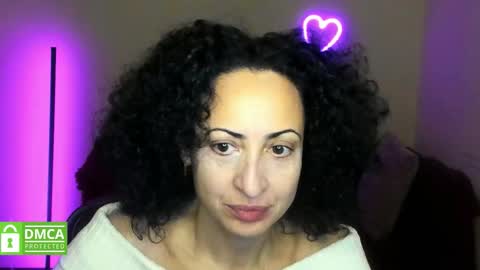 Snapshot of arianna_tifany chatting on 11/22/25, 12:26 Arianna online show from 11/22/25, 12:26