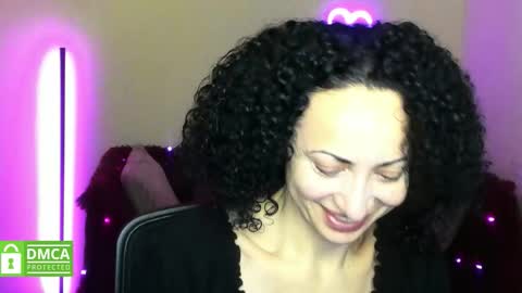 Snapshot of arianna_tifany chatting on 12/17/25, 06:36 Arianna online show from 12/17/25, 06:36