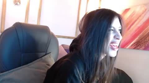 AriannaJames online show from 12/18/25, 11:16