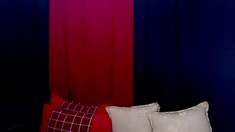 Snapshot of arianne_xoxo777 chatting on 12/16/24, 10:18 ARIANNE CUMS online show from 12/16/24, 10:18