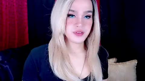 Snapshot of arianne_xoxo777 chatting on 01/26/25, 01:41 ARIANNE CUMS online show from 01/26/25, 01:41