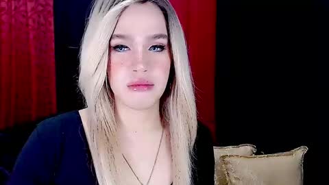 Snapshot of arianne_xoxo777 chatting on 01/31/25, 07:07 ARIANNE CUMS online show from 01/31/25, 07:07