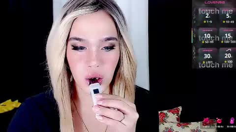 Snapshot of arianne_xoxo777 chatting on 02/22/25, 08:07 ARIANNE CUMS online show from 02/22/25, 08:07