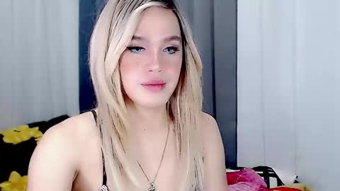 Snapshot of arianne_xoxo777 chatting on 02/23/25, 10:09 ARIANNE CUMS online show from 02/23/25, 10:09