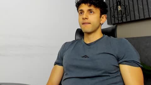 Snapshot of ariasaadeh chatting on 09/10/25, 12:05 ariasaadeh online show from 09/10/25, 12:05