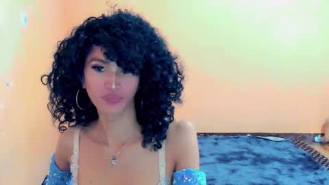 Snapshot of ariba_aribats chatting on 12/30/24, 05:44 VAL online show from 12/30/24, 05:44