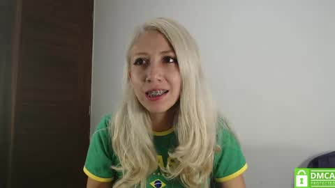 Ari Bunnie  online show from 06/05/26, 11:38