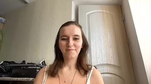 Snapshot of ariehamalainen chatting on 07/09/26, 08:29 Mia online show from 07/09/26, 08:29