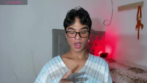 ariel_adan online show from 04/23/26, 06:21