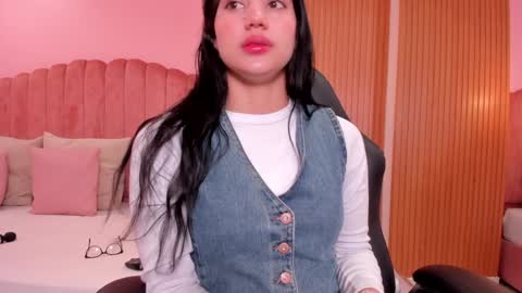 Ariel online show from 12/16/24, 05:11