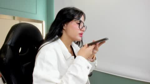 Ariel online show from 01/09/25, 05:33