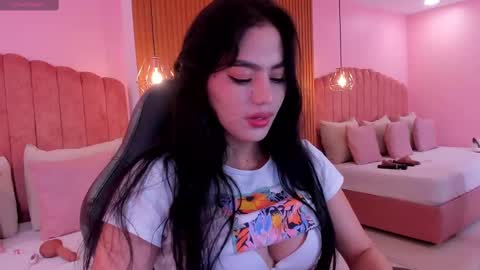 Ariel online show from 09/16/25, 05:47