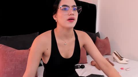 Ariel online show from 09/25/25, 05:27