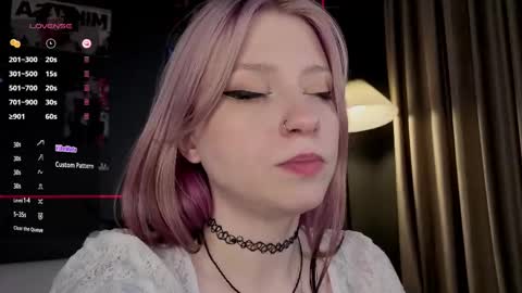 Ariel online show from 05/21/26, 01:40