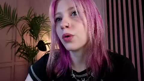 Snapshot of arielabradberry chatting on 07/02/26, 02:23 Ariel online show from 07/02/26, 02:23