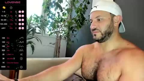 Ariel online show from 01/10/25, 10:46