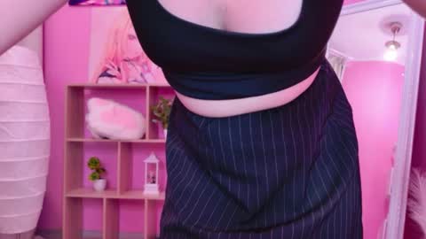 Ariella online show from 05/17/26, 02:02