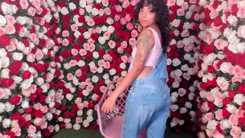 A R I   online show from 01/30/25, 12:37