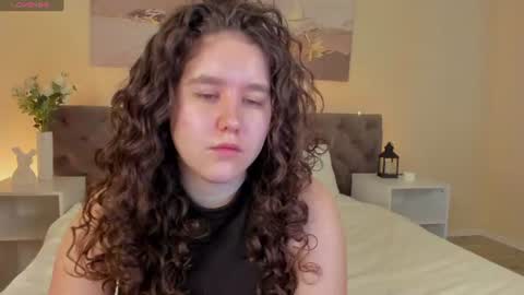 Ariella GTM3  Tue Wed Thu Fri Sat  0400 am-1030pm online show from 06/20/26, 01:09