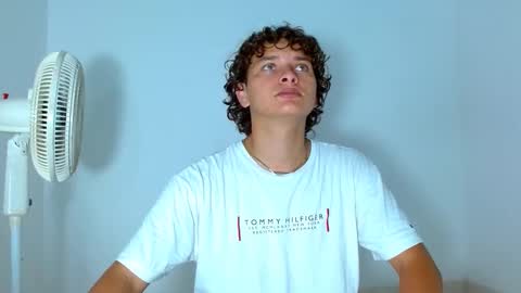 Ariel Aoir online show from 03/28/26, 09:14