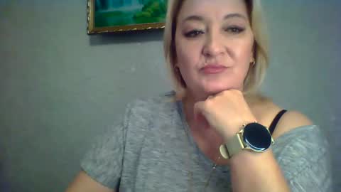 ArielXLoveresss online show from 10/05/25, 07:17