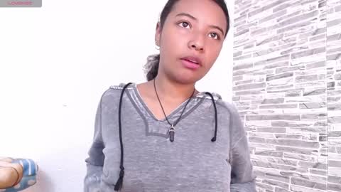 Snapshot of arietta_ chatting on 11/27/25, 12:51 ARIETTA online show from 11/27/25, 12:51