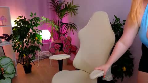 Adele online show from 03/26/26, 03:50