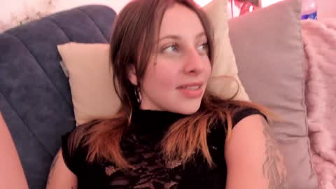 Snapshot of arii_1010_ chatting on 12/07/24, 11:12 Ari online show from 12/07/24, 11:12