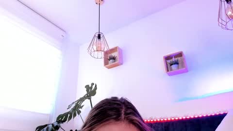 Snapshot of arii_1010_ chatting on 02/07/25, 08:53 Ari online show from 02/07/25, 08:53