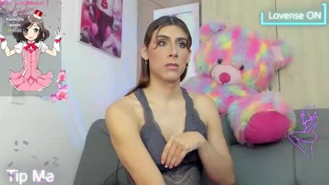 Ariana Forero ---- independet model online show from 11/18/25, 02:54