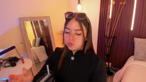  Arianna  online show from 04/16/26, 09:50