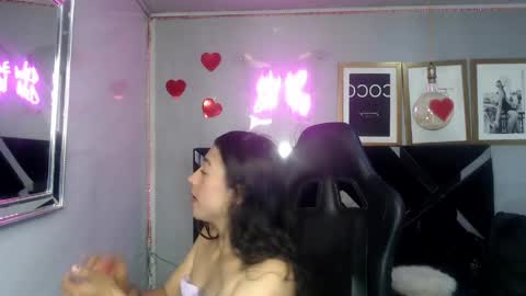 Snapshot of arimeraki_v chatting on 05/30/26, 03:03 Hi Stream 1000pm to 600am online show from 05/30/26, 03:03