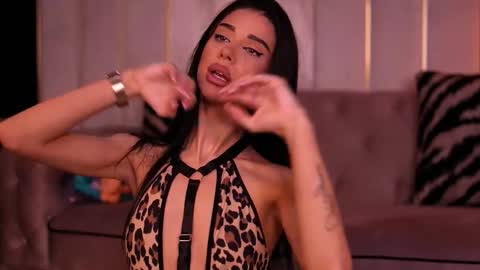 Arina online show from 11/20/25, 06:29