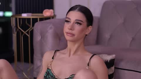 Arina online show from 12/18/25, 06:14