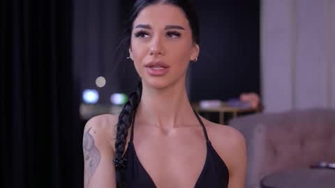 Arina online show from 12/21/25, 06:15