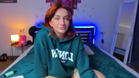 Snapshot of arinawinss chatting on 09/27/25, 06:07 Ari online show from 09/27/25, 06:07