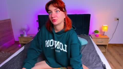 Snapshot of arinawinss chatting on 10/07/25, 01:47 Ari online show from 10/07/25, 01:47