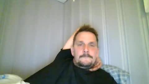 ariparikrigsmann online show from 02/15/26, 08:05