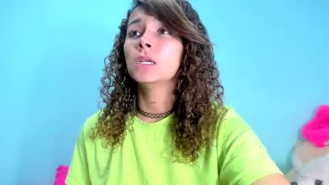 Snapshot of arisha_fox chatting on 01/19/25, 11:32 Erik online show from 01/19/25, 11:32