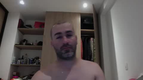 Snapshot of aristi11 chatting on 11/06/25, 05:52 aristi11 online show from 11/06/25, 05:52